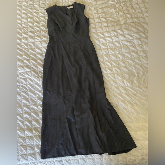 Alexander McQueen pinstripe structured midi dress - Picture 6 of 16
